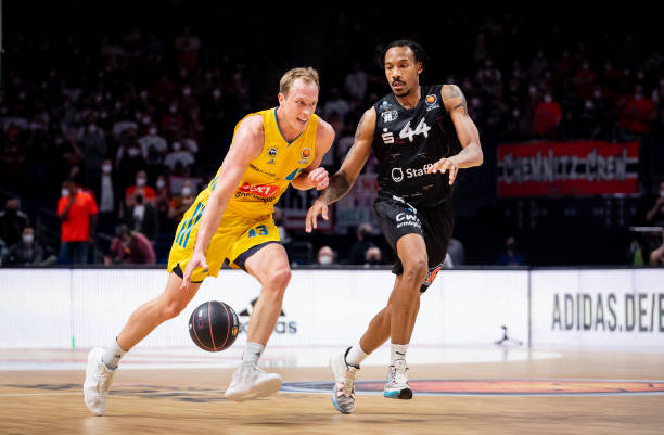 在确保核心 在确保核心