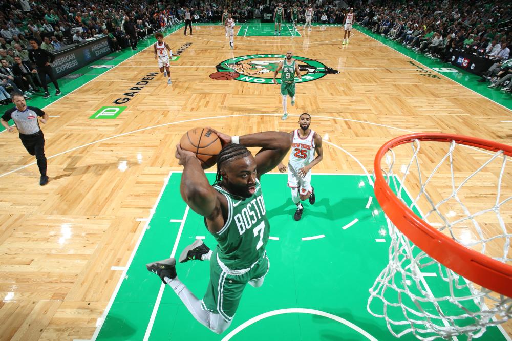 中外教练团 中外教练团