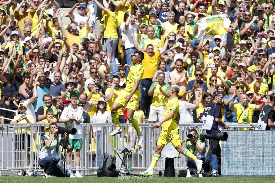 四姑娘山大 四姑娘山大