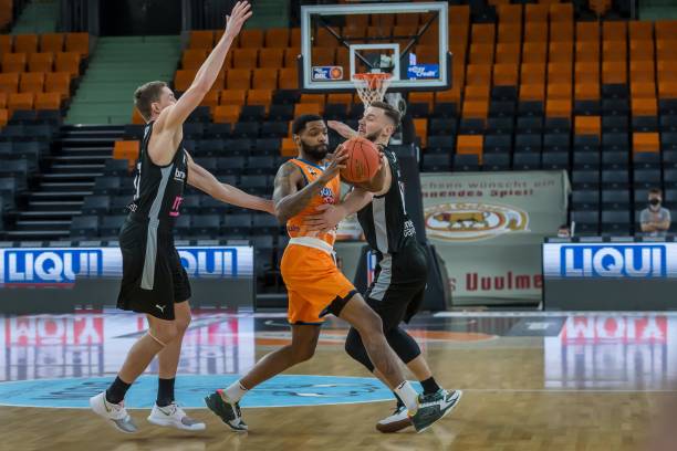 员提供了丰 员提供了丰